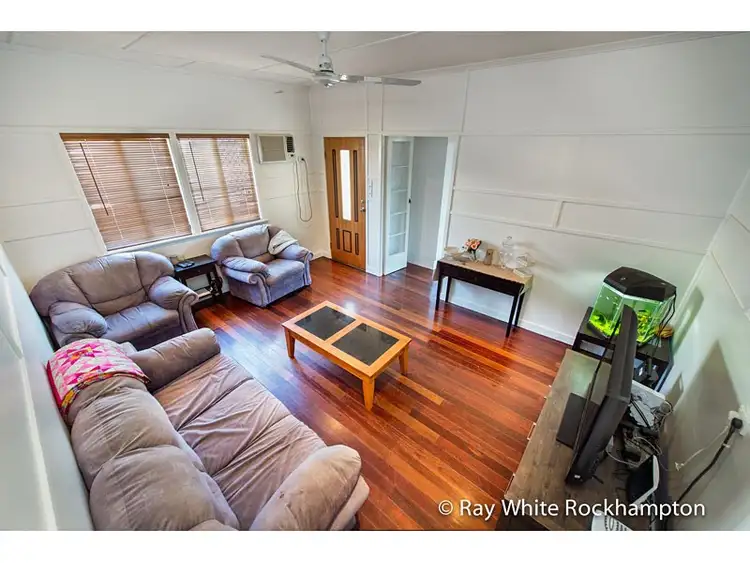 Second view of Homely house listing, 10 Wilmington Street, Kawana QLD 4701