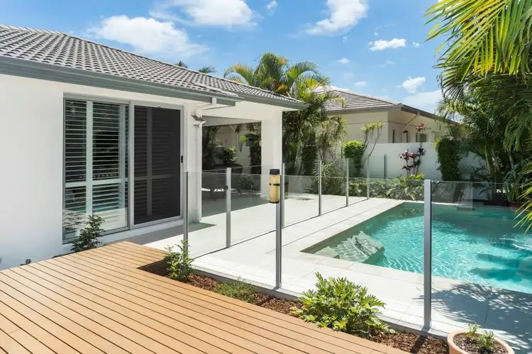 9132 Peter Senior Drive, Hope Island QLD 4212