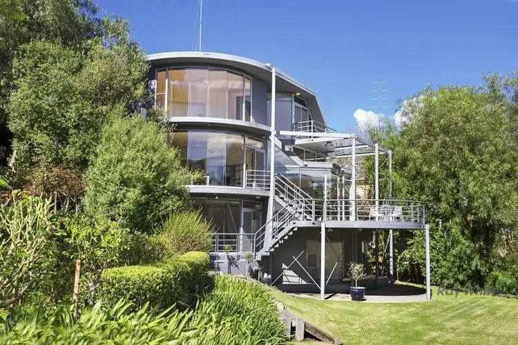 4 Louis Court, Newtown VIC 3220