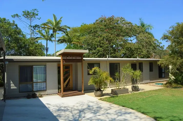 493 Peachester Road, Beerwah QLD 4519