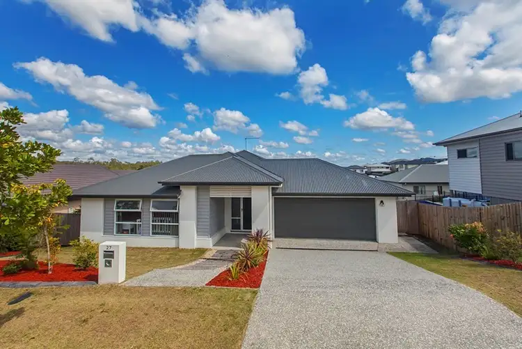 27 Laguna Crescent, Springfield Lakes QLD 4300