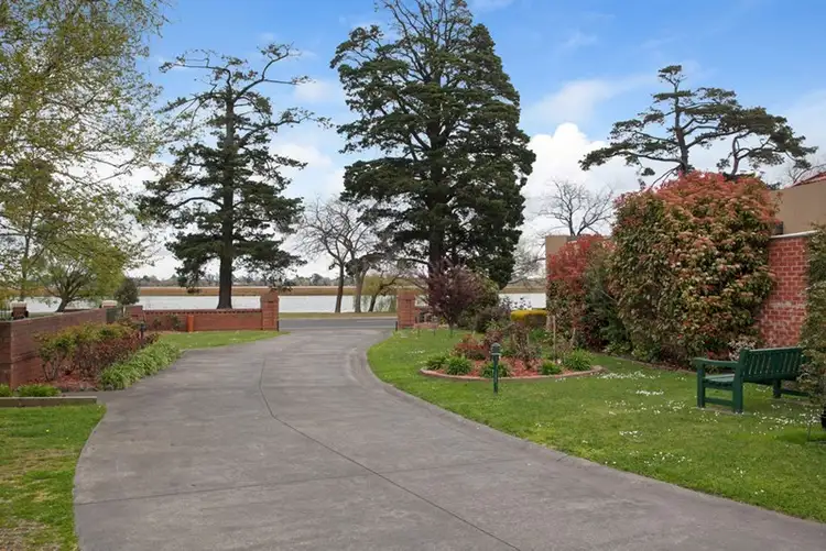 Second view of Homely house listing, 7/506 Wendouree Parade, Lake Wendouree VIC 3350