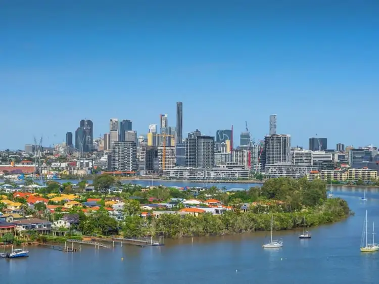 10/12 Mullens Street, Hamilton QLD 4007