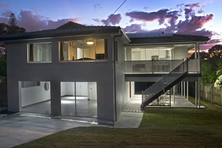 6 Claymeade Street, Wynnum QLD 4178
