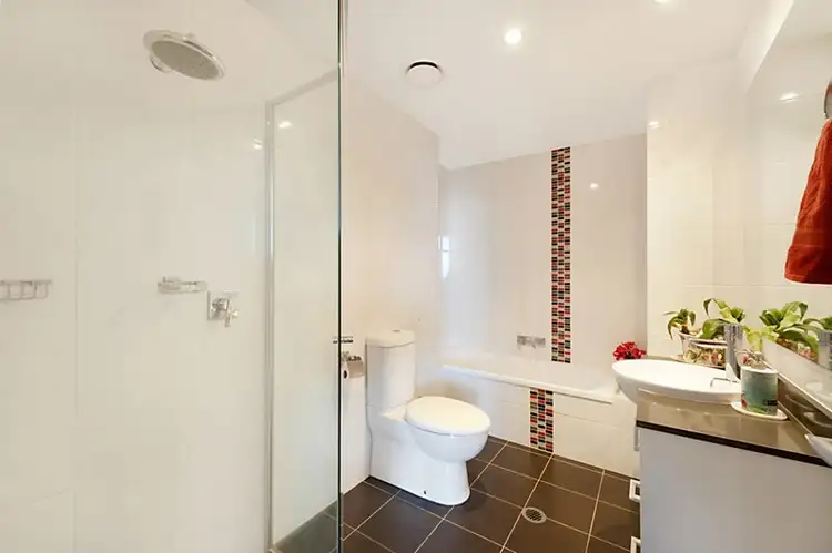 Seventh view of Homely apartment listing, 2 Aqua Street, Southport QLD 4215