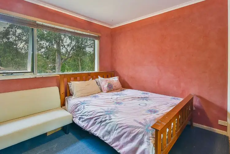 Fifth view of Homely house listing, 2 Omaru Crescent, Bradbury NSW 2560