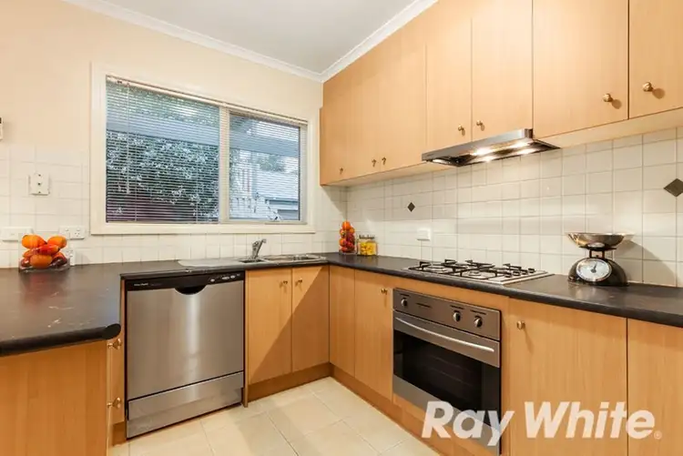 Sixth view of Homely unit listing, 1/23 Woodland Grove, Briar Hill VIC 3088