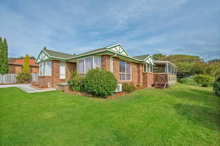 26 Seabreeze Avenue, Sulphur Creek TAS 7316