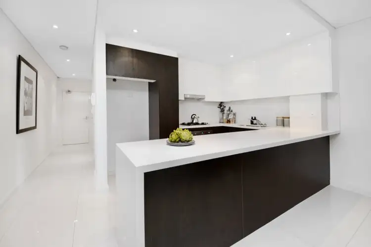 Third view of Homely apartment listing, 12/2-8 William Street, Randwick NSW 2031