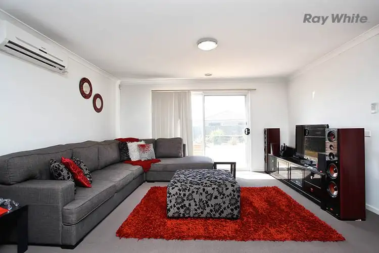 Seventh view of Homely house listing, 10 Valentine Way, Truganina VIC 3029