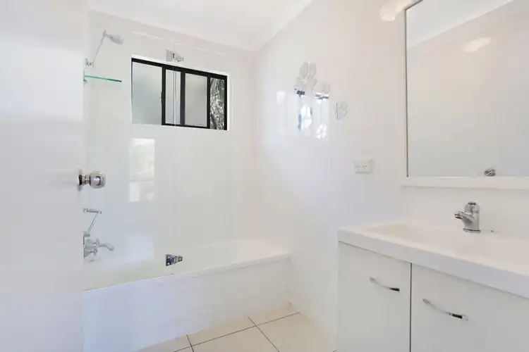 Sixth view of Homely house listing, 17 Darling Crescent, Molendinar QLD 4214