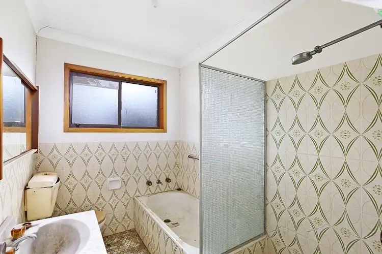 Third view of Homely house listing, 31 Audie Parade, Berkeley Vale NSW 2261