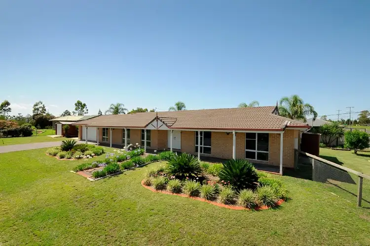 1 Richards Avenue, Cambooya QLD 4358