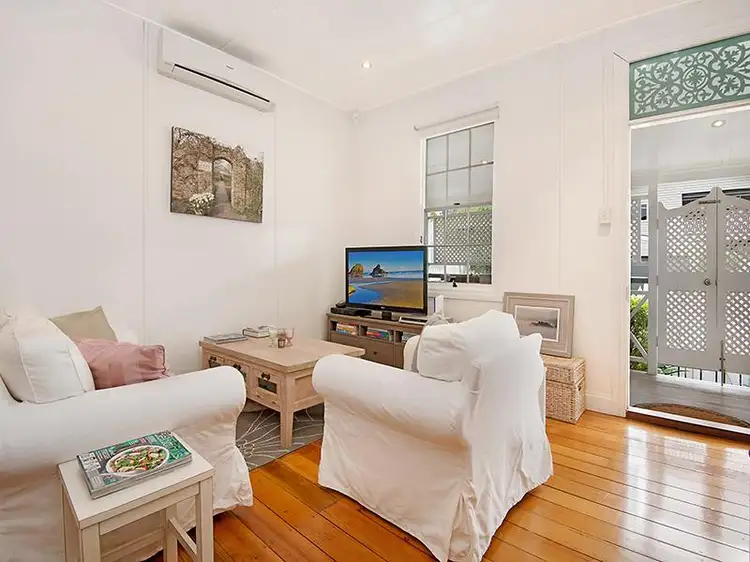 Third view of Homely house listing, 18 Hipwood Street, Spring Hill QLD 4000
