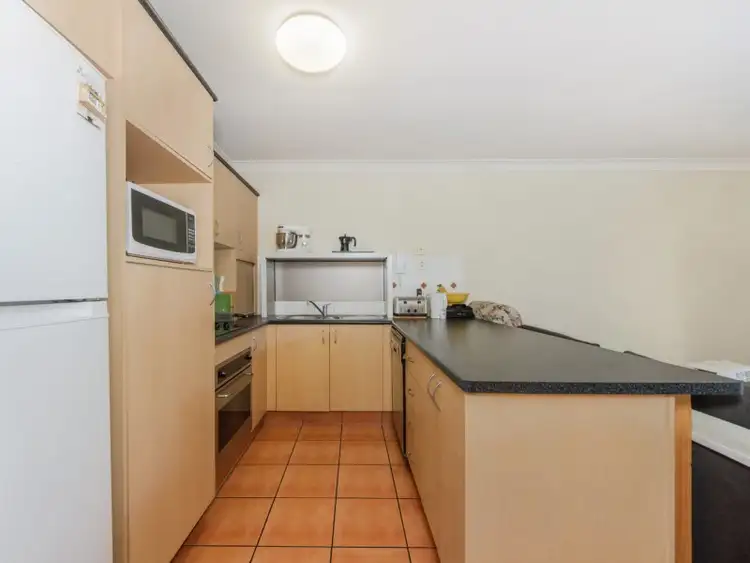 Fifth view of Homely apartment listing, 4/5 Railway Street, Southport QLD 4215