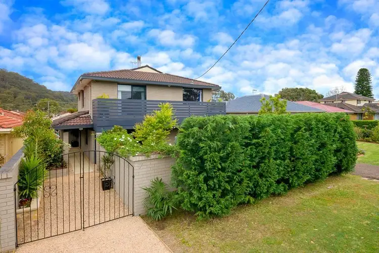 7 Breeze Street, Umina Beach NSW 2257