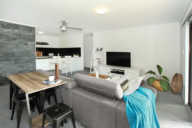Fifth view of Homely unit listing, 1/3 Quondong Street, Mooloolaba QLD 4557