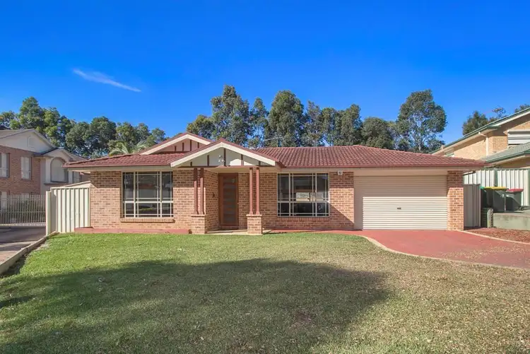 27 Kitchen Place, West Hoxton NSW 2171