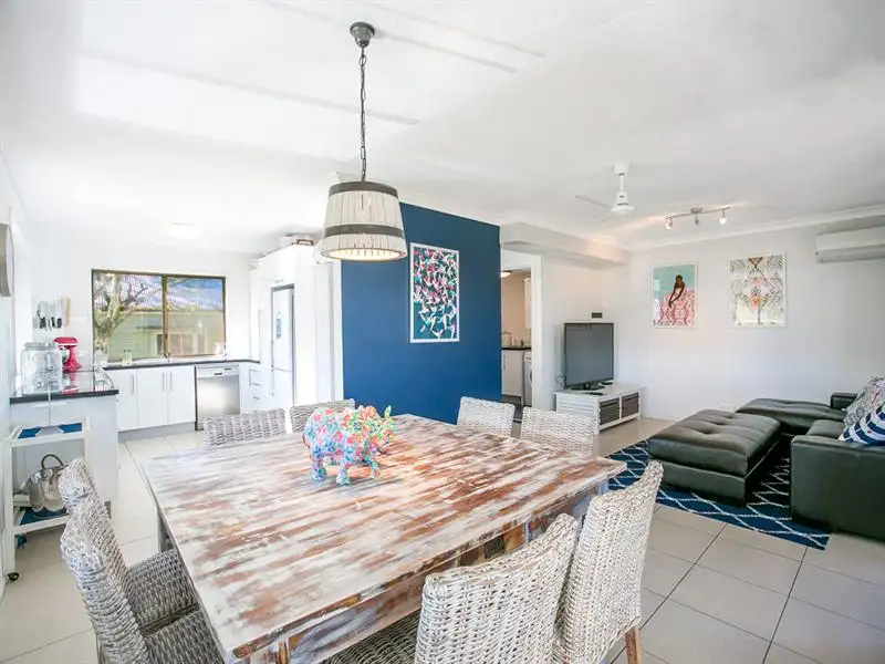 Main view of Homely townhouse listing, 1/8 Longlands Street, East Brisbane QLD 4169