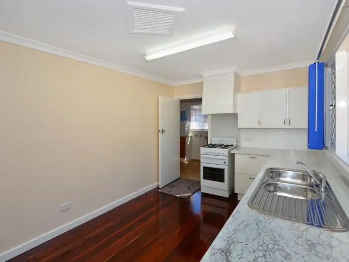 Fourth view of Homely house listing, 18 Lindfield Crescent, Spencer Park WA 6330
