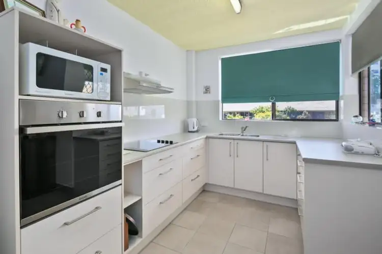 Fourth view of Homely house listing, 2/88 Akonna Street, Wynnum QLD 4178