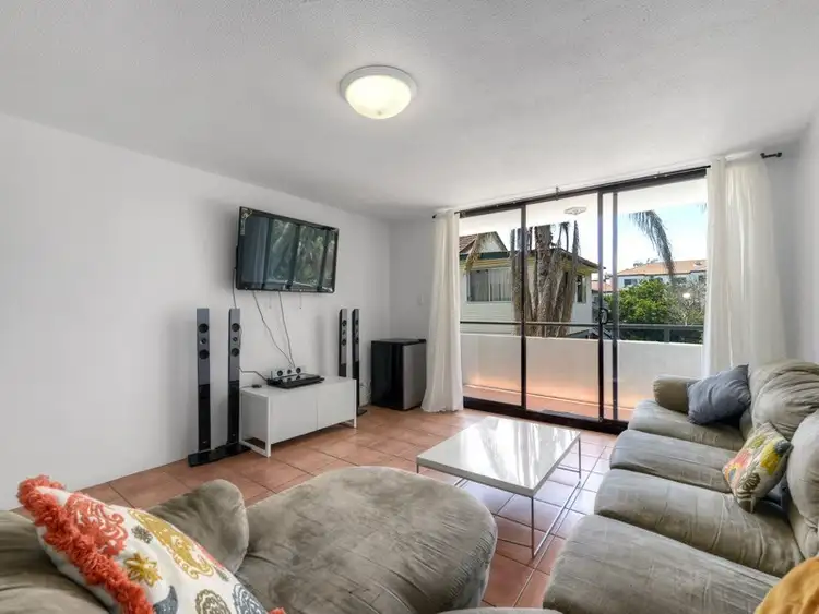 Second view of Homely unit listing, 3/33 Kent Street, Hamilton QLD 4007