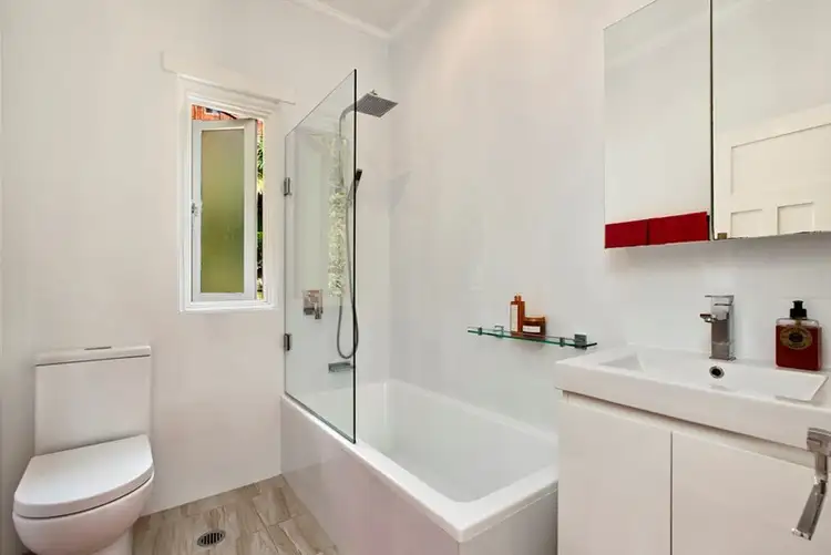 Fifth view of Homely apartment listing, 8/32 Benelong Crescent, Bellevue Hill NSW 2023