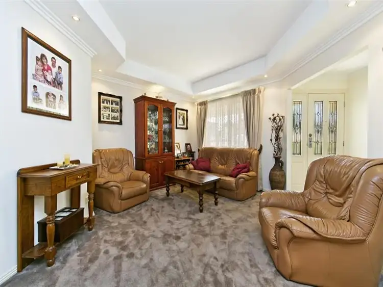 Second view of Homely house listing, 10 Robin Circuit, Hewett SA 5118