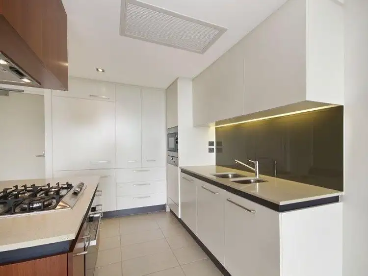 Fifth view of Homely unit listing, 1705/6 Mariners Drive, Townsville City QLD 4810