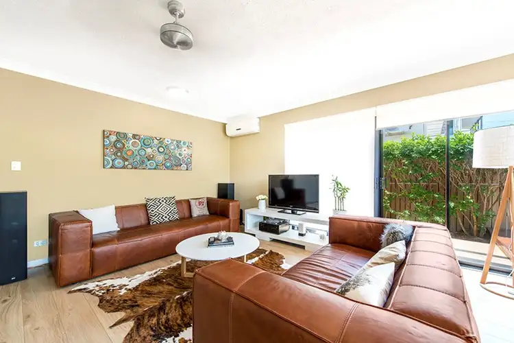 Second view of Homely apartment listing, 5/157 Riding Road, Balmoral QLD 4171