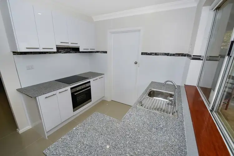6 Nanovich Avenue, Girrawheen WA 6064