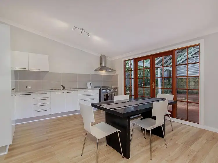 66 South Western Highway, Mount Richon WA 6112