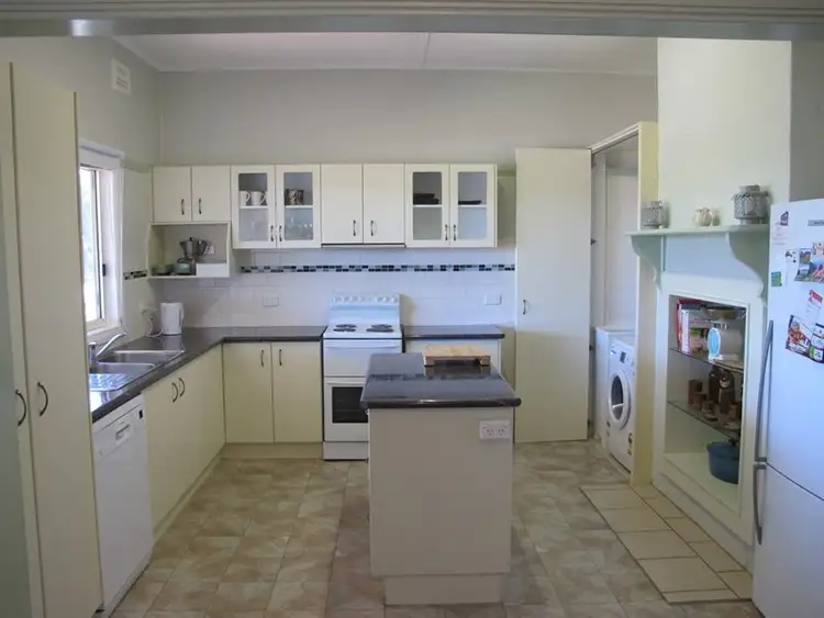 Fifth view of Homely house listing, 129 Denison Street, Tamworth NSW 2340