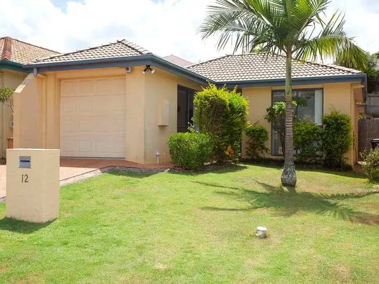 12 Hart Close, Mackenzie QLD 4156
