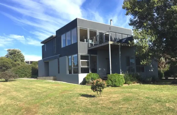 12 Waikiki Crescent, Smiths Beach VIC 3922