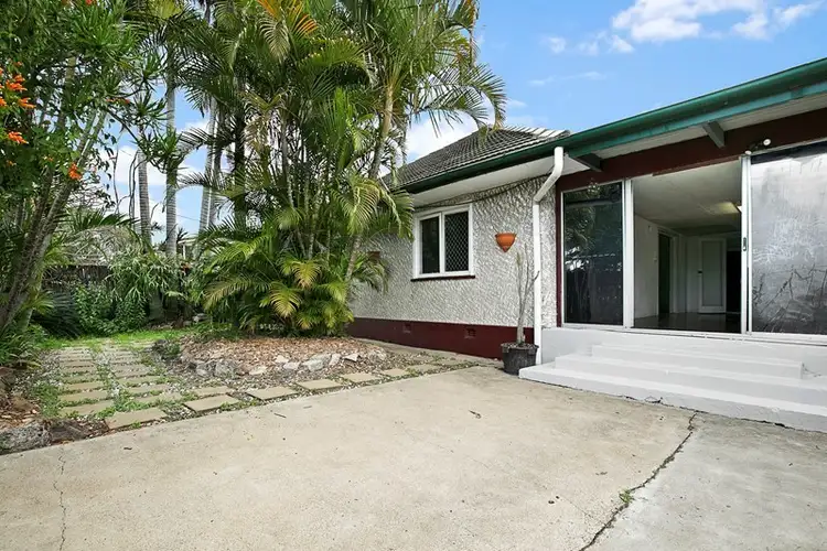 9 Celtic Street, Coopers Plains QLD 4108