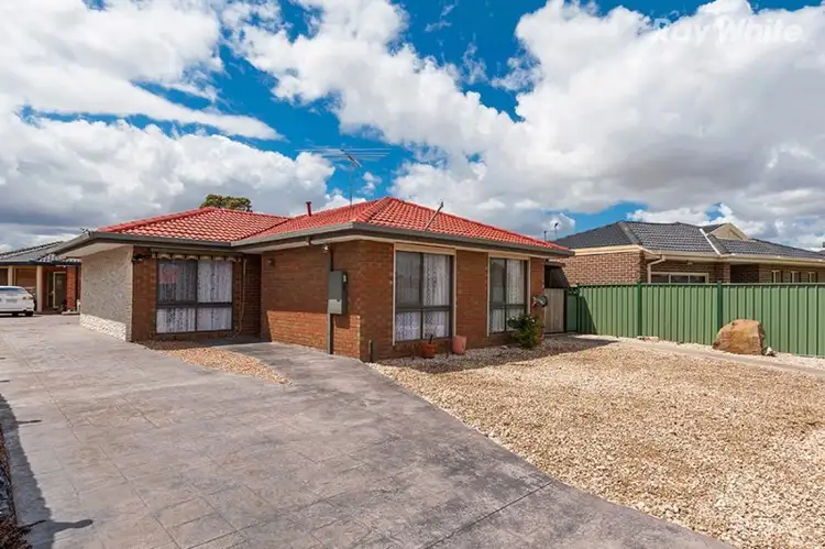 Main view of Homely unit listing, 1/43 Abercarn Avenue, Craigieburn VIC 3064