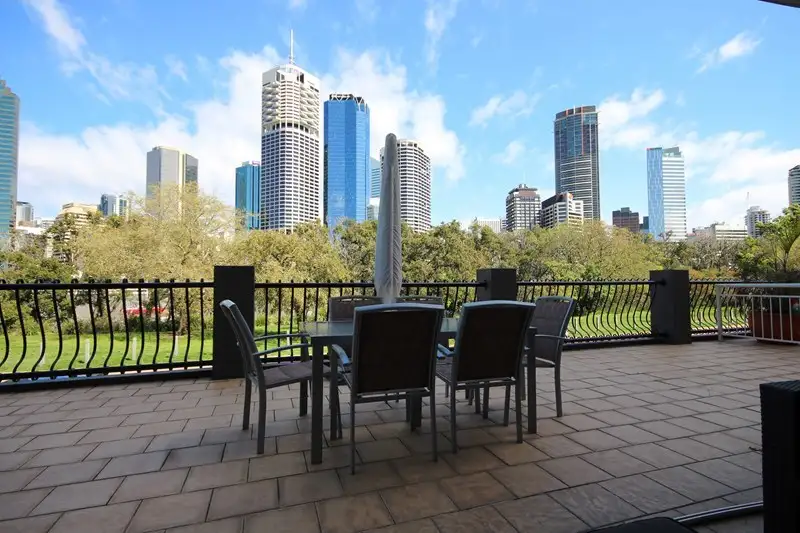Main view of Homely apartment listing, 304/28 MacDonald Street, Kangaroo Point QLD 4169