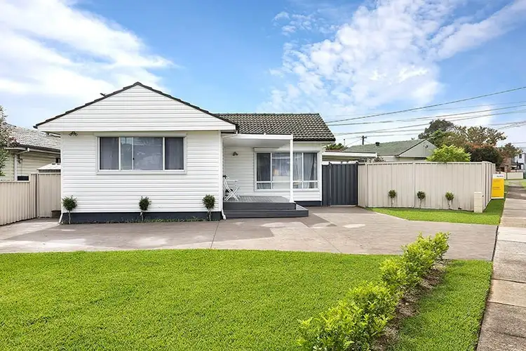 3 Noelene Street, Fairfield West NSW 2165