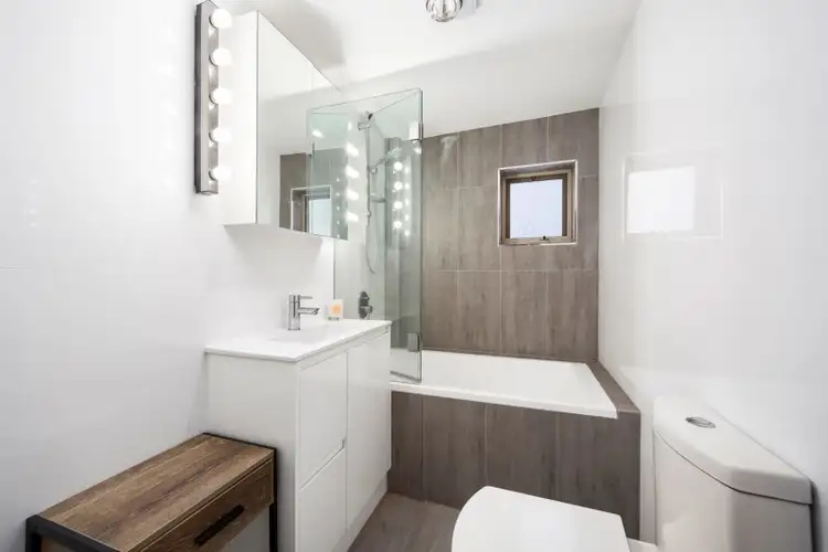 Sixth view of Homely unit listing, 1/1 Wallace Avenue, Oakleigh South VIC 3167