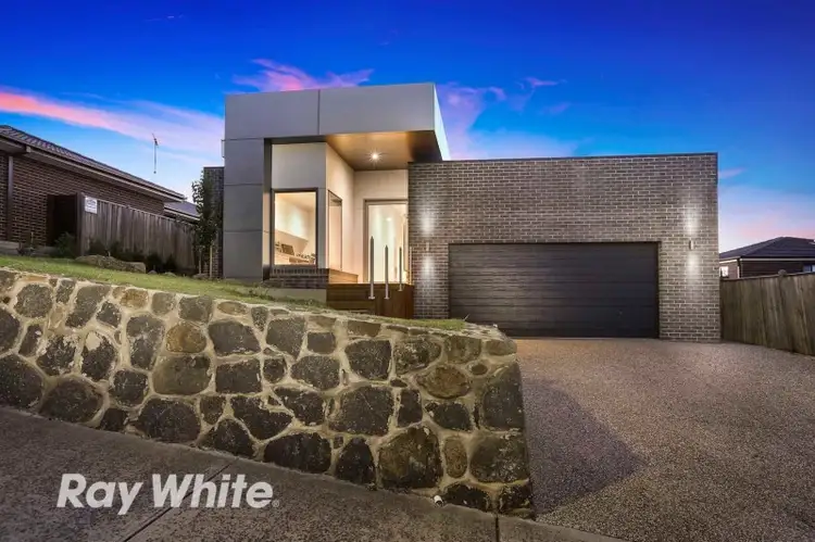 6 Avondale Avenue, Highton VIC 3216