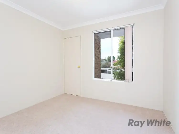 Fourth view of Homely unit listing, 20/2 Pinewood Avenue, Kardinya WA 6163