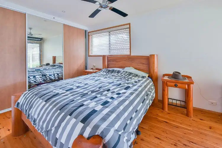 Fifth view of Homely house listing, 4 Mistletoe Avenue, Macquarie Fields NSW 2564