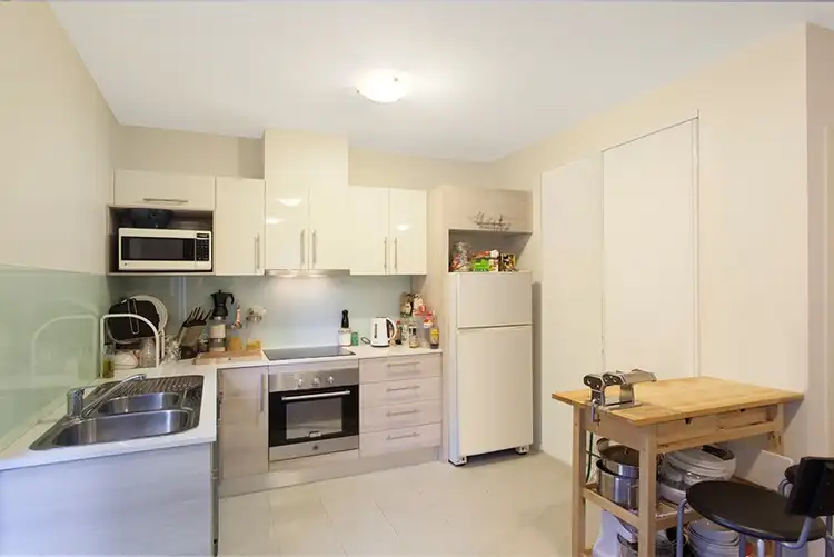 Fifth view of Homely apartment listing, 5/30 Lillimur Road, Ormond VIC 3204