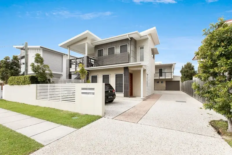 Main view of Homely townhouse listing, 2/92 Ryans Road, Nundah QLD 4012