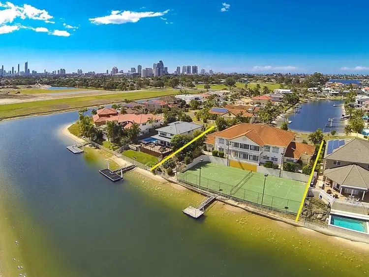 29-31 Cessnock Close, Mermaid Waters QLD 4218