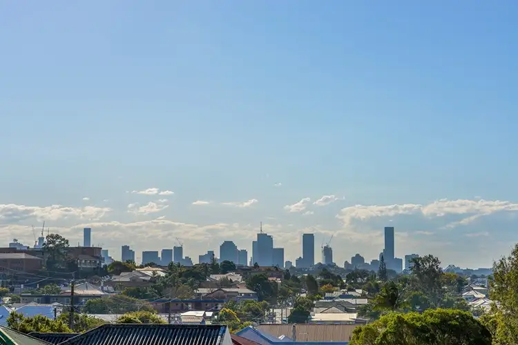 Main view of Homely unit listing, 5/42 Shakespeare Street, Coorparoo QLD 4151