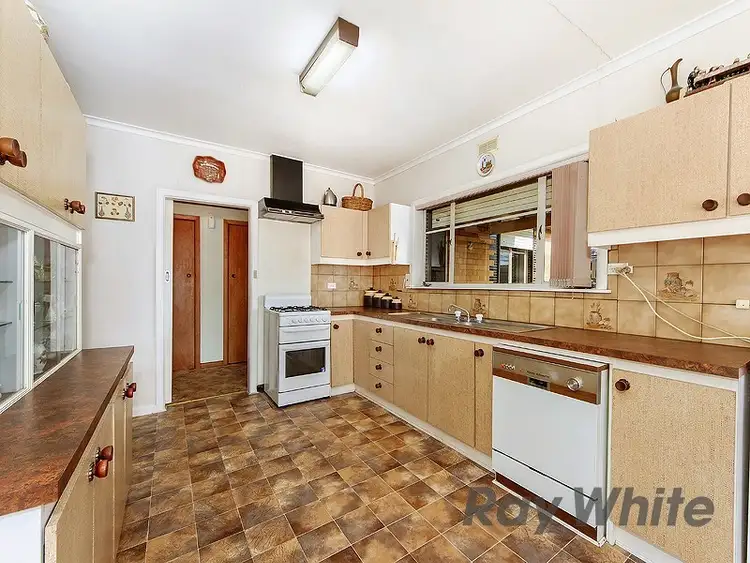 Sixth view of Homely house listing, 35 Walter Street, St Albans VIC 3021