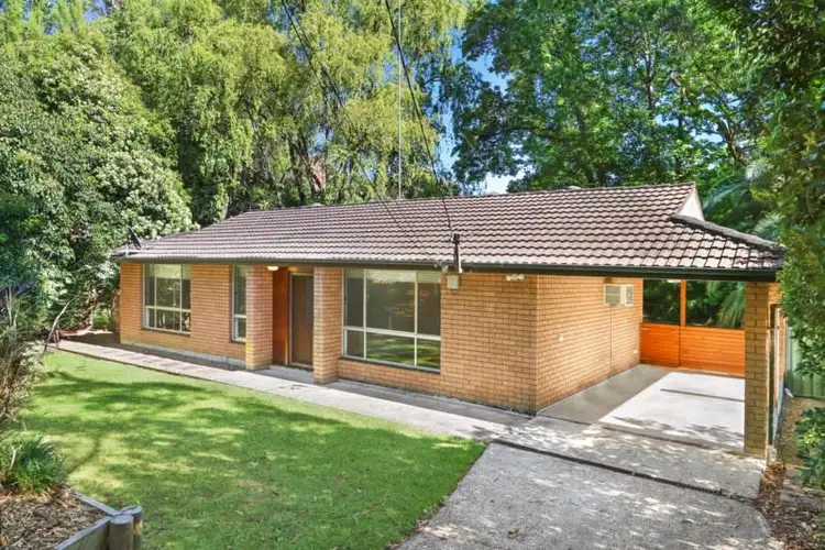 4 Sage Place, Point Clare NSW 2250