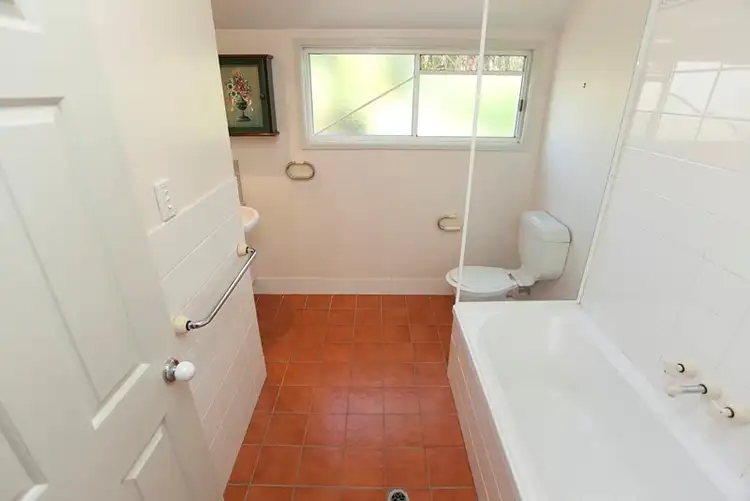 Seventh view of Homely townhouse listing, 9/8 Mahina Place, Wishart QLD 4122